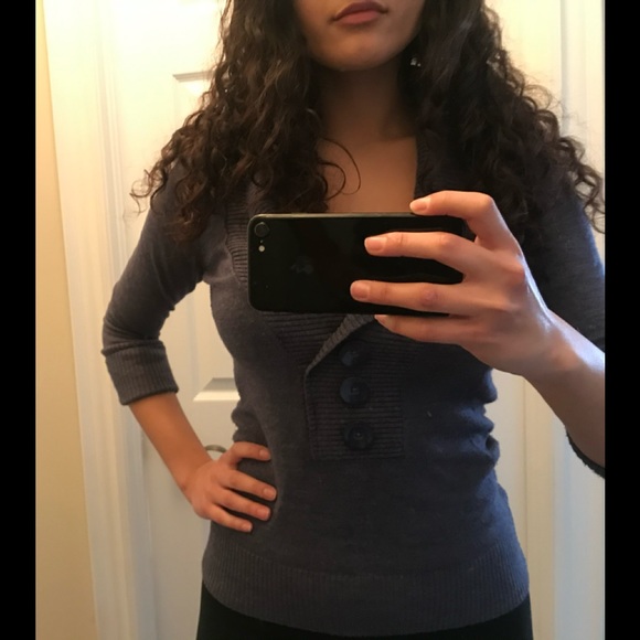 RW & CO Sweater - Picture 2 of 2